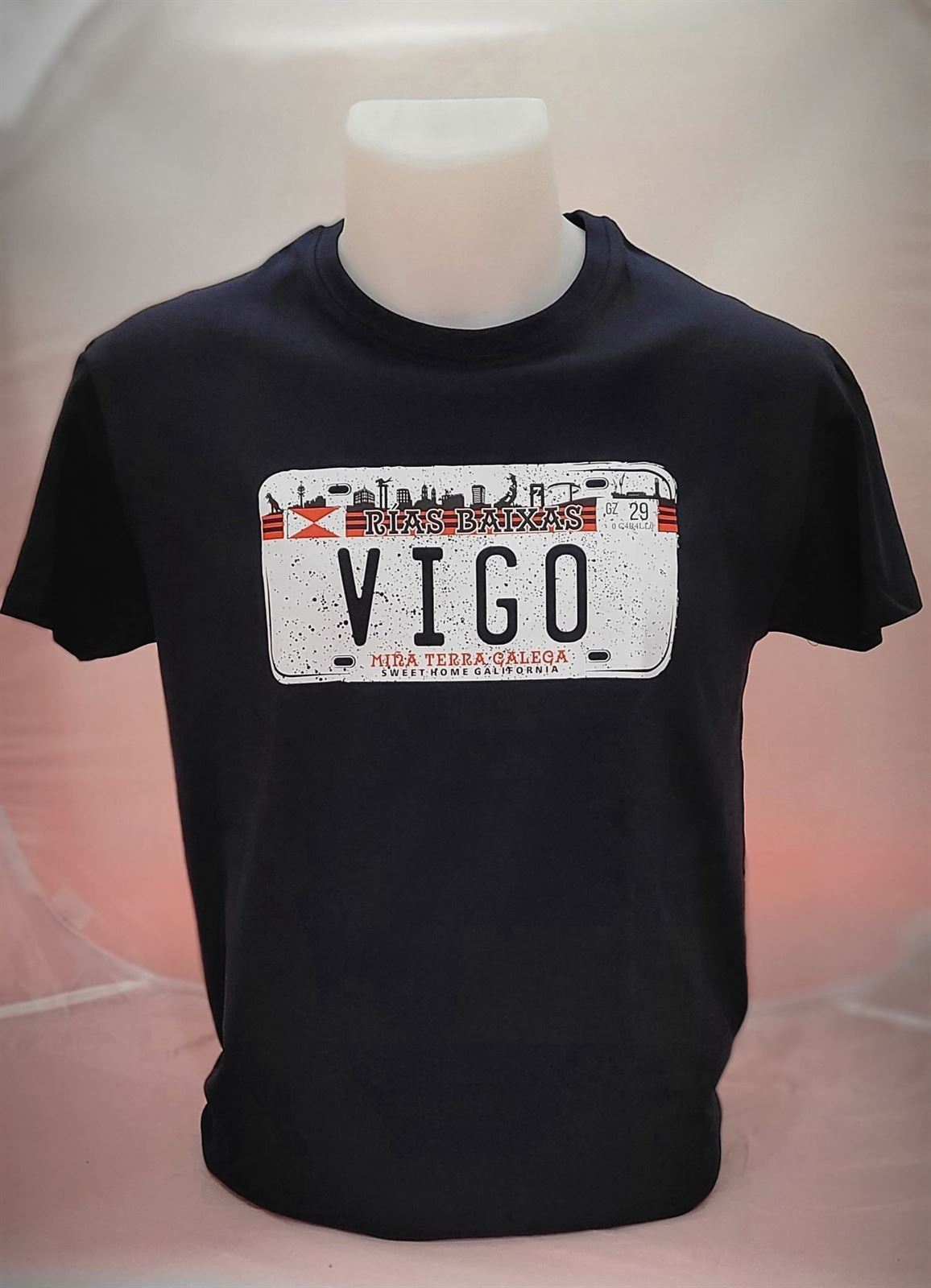 Camiseta Matrícula Vigo - Imaxe 1